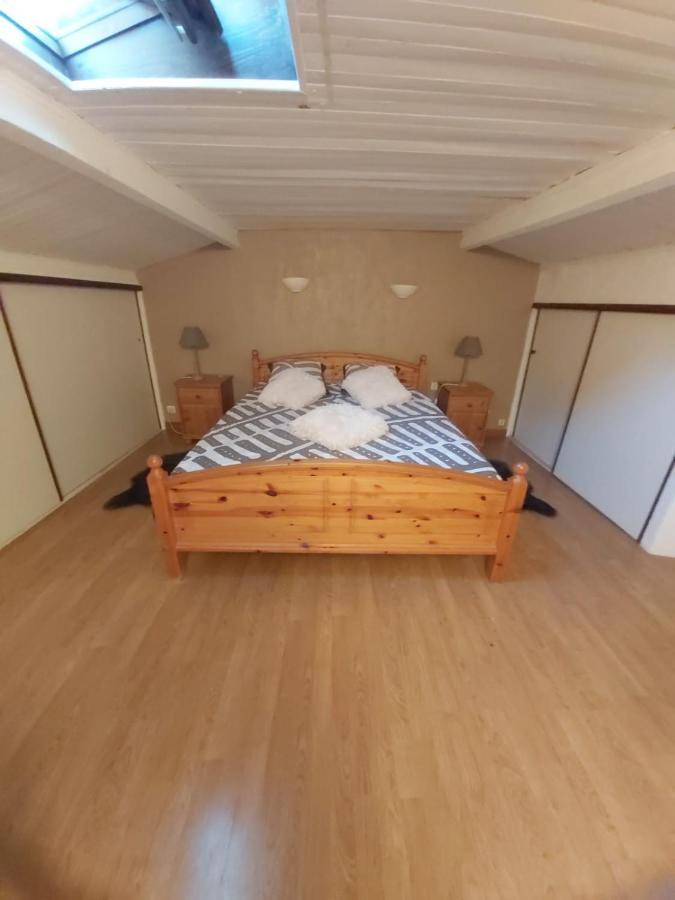 Eblouissant Appartement Au Calme D'Une Residence Avec Piscine Idealement Situe Au Pied Du Colorado Provencal Dans Le Prestigieux Luberon Rustrel Exterior photo