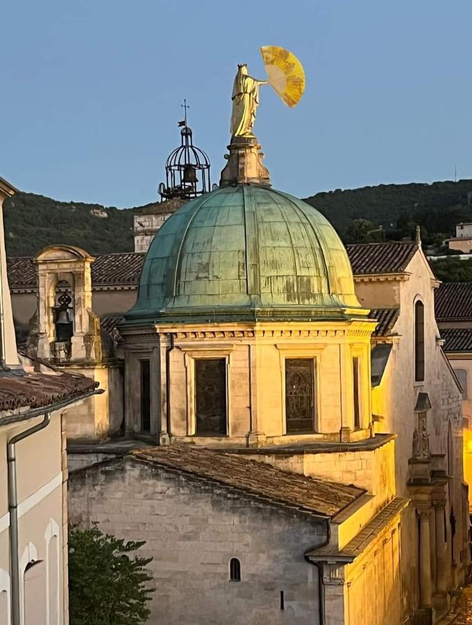 Eblouissant Appartement Au Calme D'Une Residence Avec Piscine Idealement Situe Au Pied Du Colorado Provencal Dans Le Prestigieux Luberon Rustrel Exterior photo